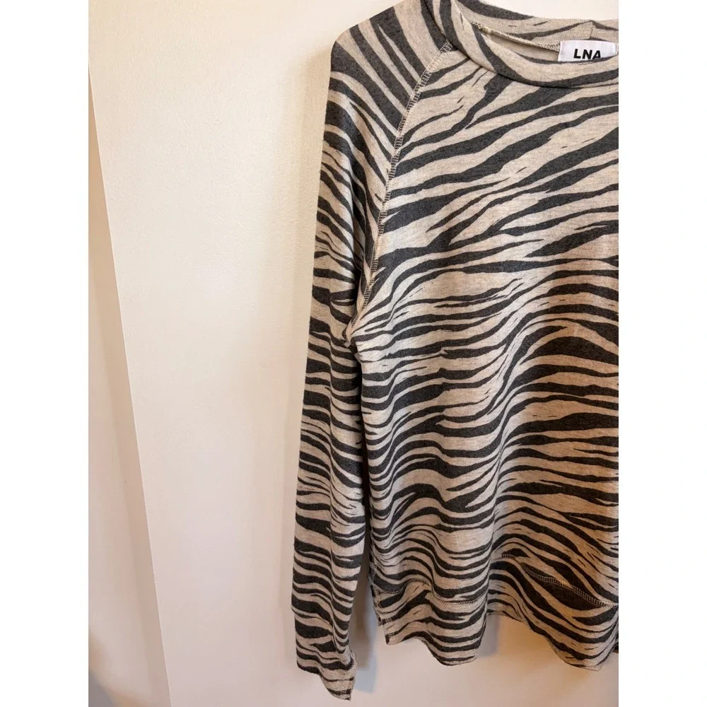 LNA Brushed Zebra Vintage‎ Raglan Top SZ sm
